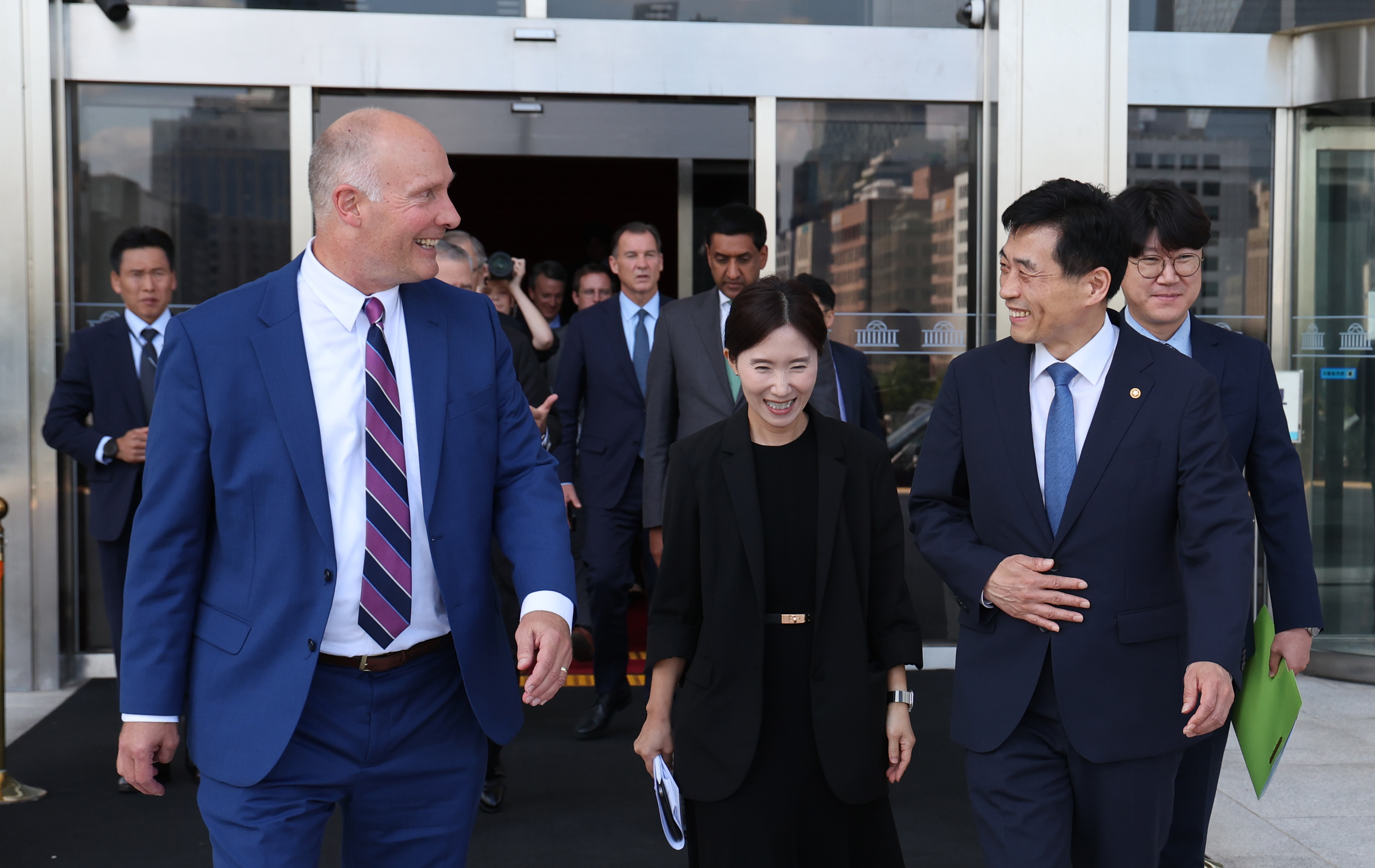 김민기 국회사무총장, 미국 하원의원 방한단 우원식 국회의장 예방 참석 관련사진 1 보기